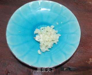 蒜茸小白菜的做法步骤:3