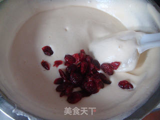 蔓越莓戚风蛋糕的做法步骤:12