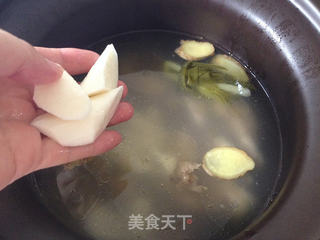 淮山炖鸡汤的做法步骤:9