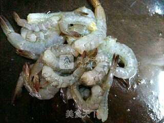 滑嫩玉子豆腐蒸虾仁的做法步骤:2