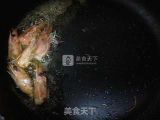 虾仁蛋炒饭的做法步骤:2