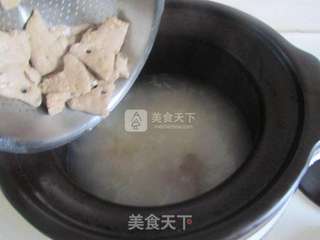 香菜猪肝阴米粥的做法步骤:5