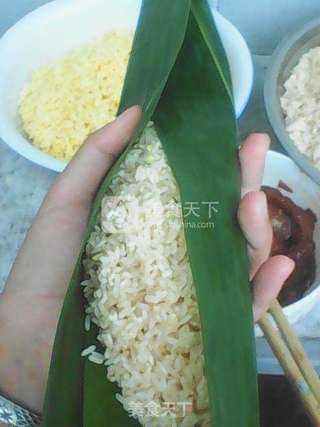 绿豆肉粽的做法步骤:12