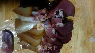 青椒炒腊肉的做法步骤:3