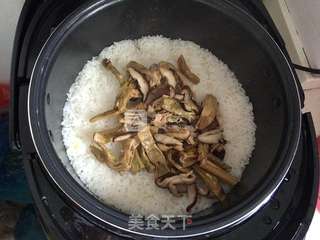 香笋煲仔饭的做法步骤:3
