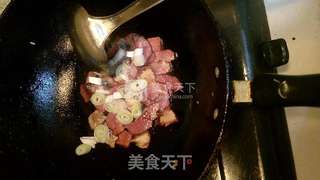 青椒炒腊肉的做法步骤:7