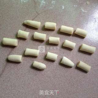 蘑菇包的做法步骤:10