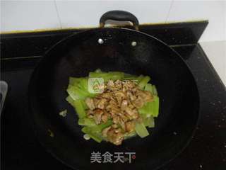 莴笋炒肉的做法步骤:5
