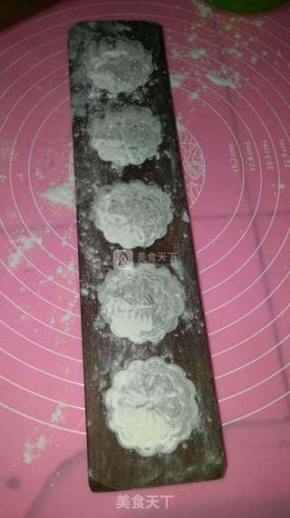 冰皮月饼的做法步骤:3