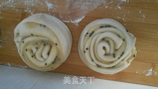 大饼卷油条的做法步骤:10