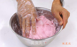 板栗蓉冰皮月饼的做法步骤:5
