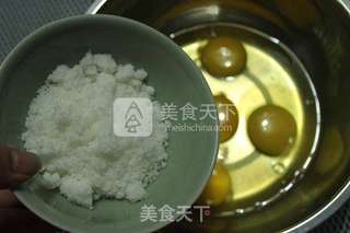 无油低糖海绵蛋糕的做法步骤:2
