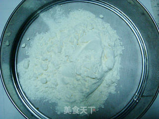 花落满江戚风蛋糕的做法步骤:6