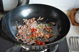 鱼香肉丝的做法步骤:7