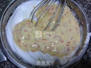 西柚戚风的做法步骤:8