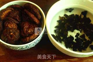 蔬三鲜爆炒鸭胸的做法步骤:5