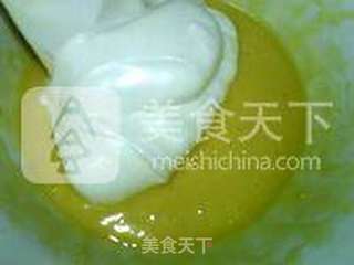 芝麻蜂糖戚风蛋糕的做法步骤:10