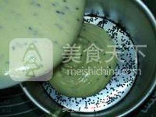 芝麻蜂糖戚风蛋糕的做法步骤:17