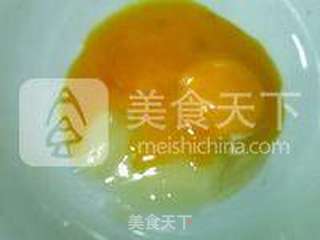 芝麻蜂糖戚风蛋糕的做法步骤:2