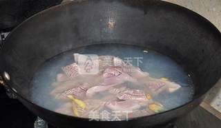脆嫩爽口爆炒腰花的做法步骤:2