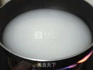 粥底枸杞叶猪肝汤的做法步骤:3