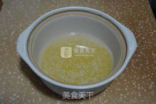 南瓜小米粥的做法步骤:2