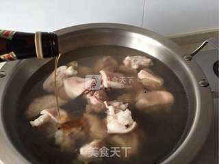 【冰糖猪蹄】的做法步骤:3