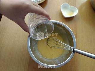 戚风蛋糕(6寸)的做法步骤:4