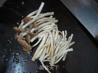 茶树菇猪瘦肉汤的做法步骤:4