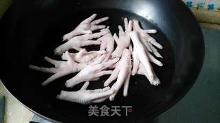 红烧鸡爪的做法步骤:2