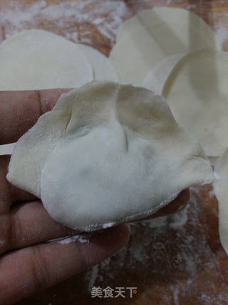猪肉豇豆馅水饺的做法步骤:11