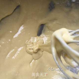 千叶纹戚风卷的做法步骤:6