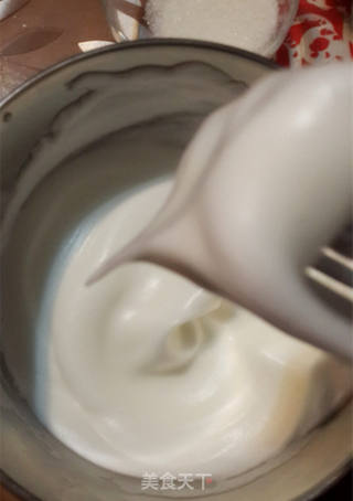 电饭煲版戚风蛋糕的做法步骤:9