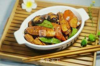 牛蒡莲藕烧鸡翅的做法步骤:12