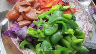 宝贝爱“炒什锦”的做法步骤:2