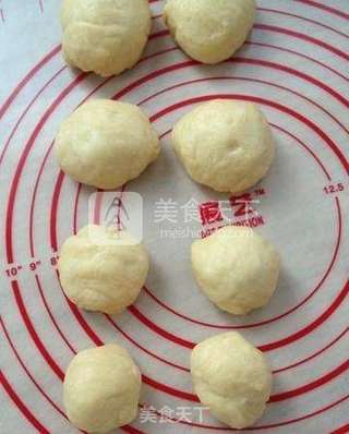 手工小花面包的做法步骤:7