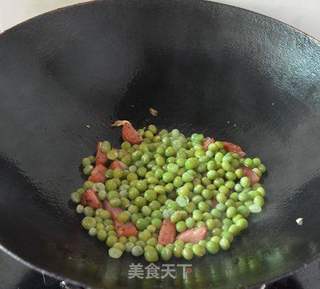 肠仔炒豌豆的做法步骤：5