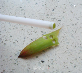 火龙果蛋糕卷的做法步骤:20