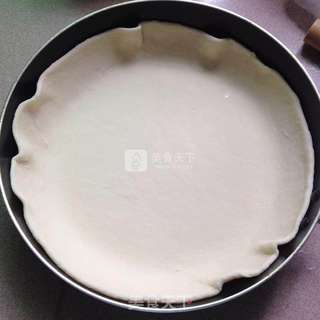 芝心海鲜披萨的做法步骤:4