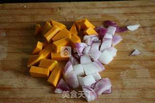 新奥尔良烤全鸡的做法步骤:2