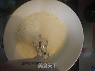 长颈鹿戚风蛋糕卷的做法步骤:8