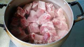 萝卜排骨汤的做法步骤:2