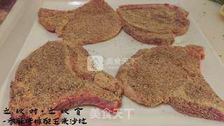 香酥猪排配玉米沙拉的做法步骤：5