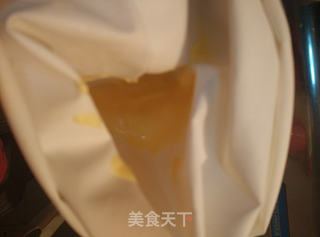 长颈鹿戚风蛋糕卷的做法步骤:14