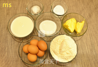 家里没有烤箱也可以做出颜值爆表的【柠香 Pancake!】的做法步骤:2