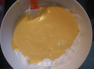 长颈鹿戚风蛋糕卷的做法步骤:13