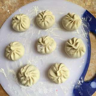 生煎小笼包的做法步骤:5