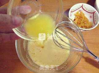 橙香戚风蛋糕的做法步骤:7