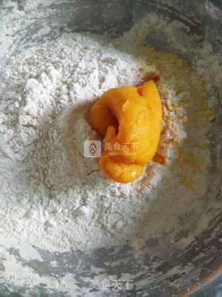 黄金包子~南瓜黄金茄子包儿的做法步骤:3