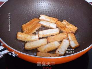 下饭开胃菜,豆腐焖豆角的做法步骤:2